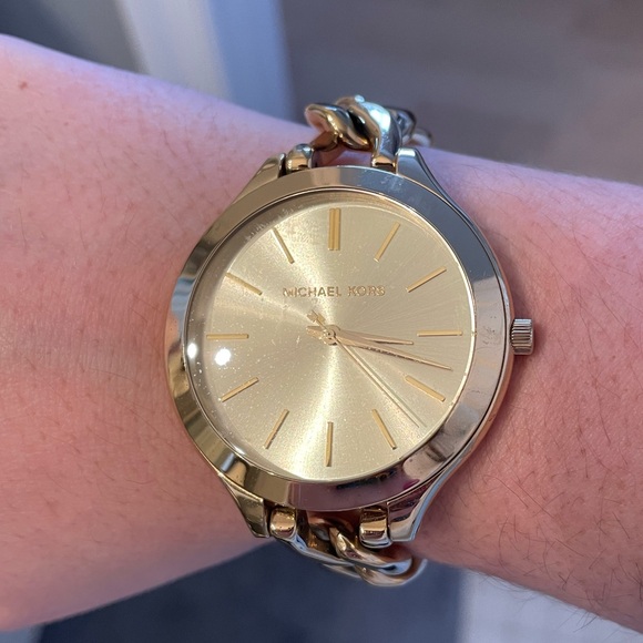 Michael Kors Slim Runway Watch Gold-tone Stainless Steel 42mm - Picture 4 of 6